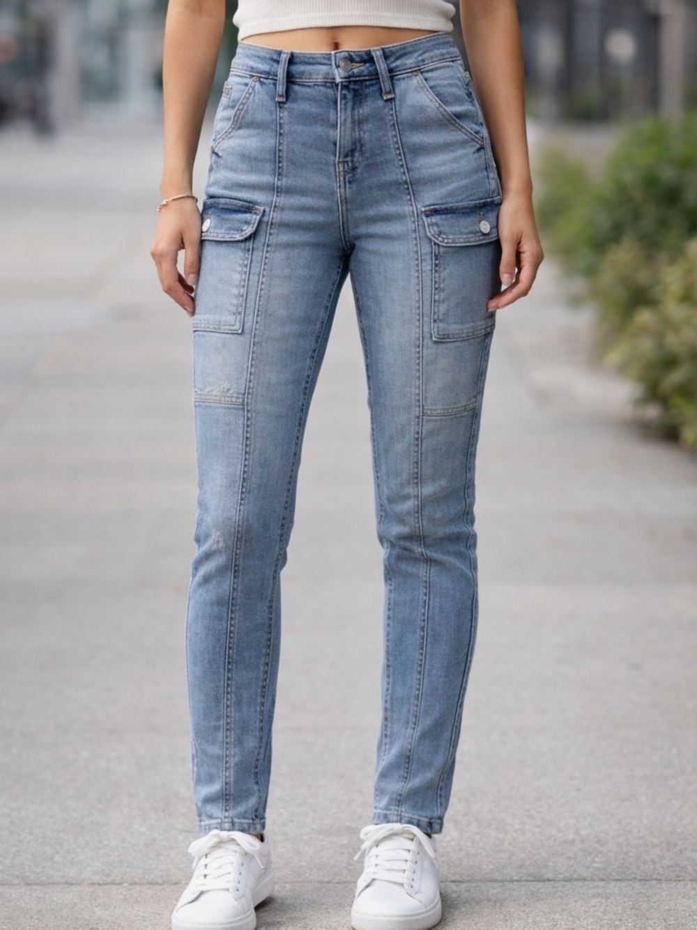 Women’s Light Blue Slim Cargo Jeans - Classic High-Rise Fit